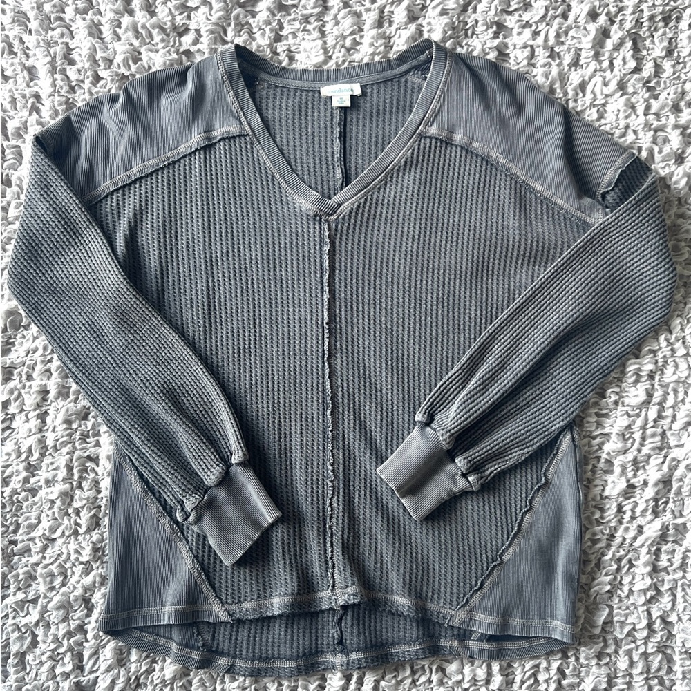 Sundance Charcoal V-Neck waffle Knit Top size M